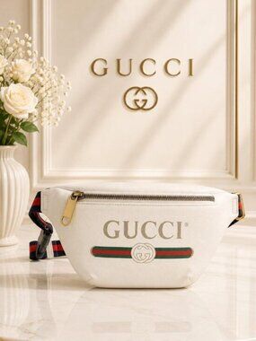 Authentic Gucci Vintage Logo Leather Belt Bag White Waist Crossbody Bag